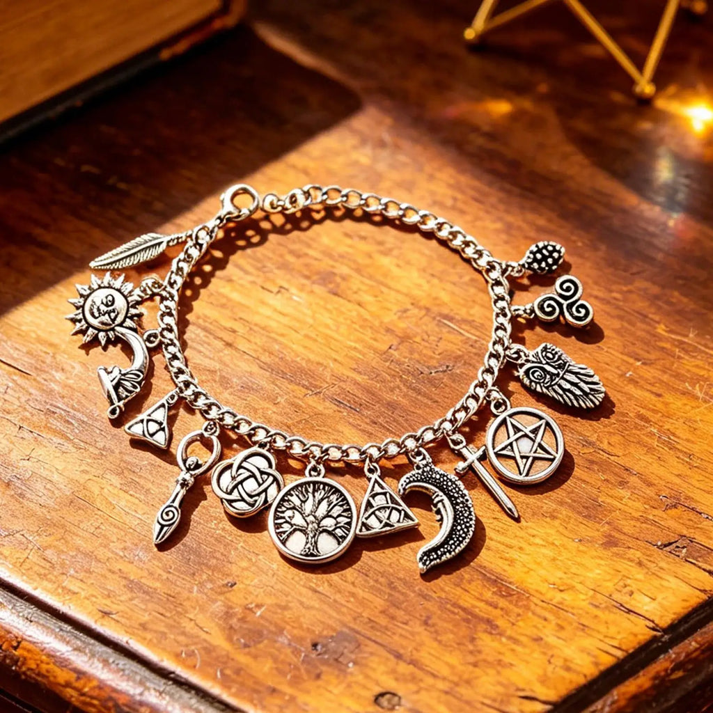 Women's Charm Bracelets Lightweight Adjustable Ziny Alloy Gothic Vintage Witchy Charm Bracelet for Dating Prom Ceremony