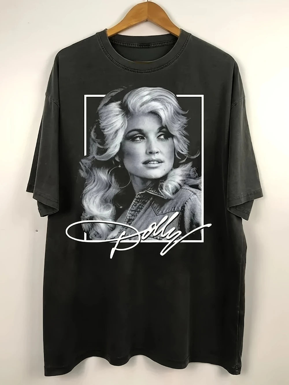 Dolly Parton Country Music "What Dolly Can Do" Retro T-shirt | Fun T-shirt round neck casual wear all year round printed pattern