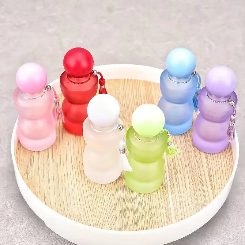 High-end screw cap perfume decanter 30ml colored matt glass spray bottle travel portable cosmetics empty bottle