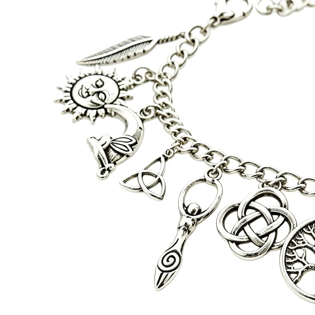 Women's Charm Bracelets Lightweight Adjustable Ziny Alloy Gothic Vintage Witchy Charm Bracelet for Dating Prom Ceremony