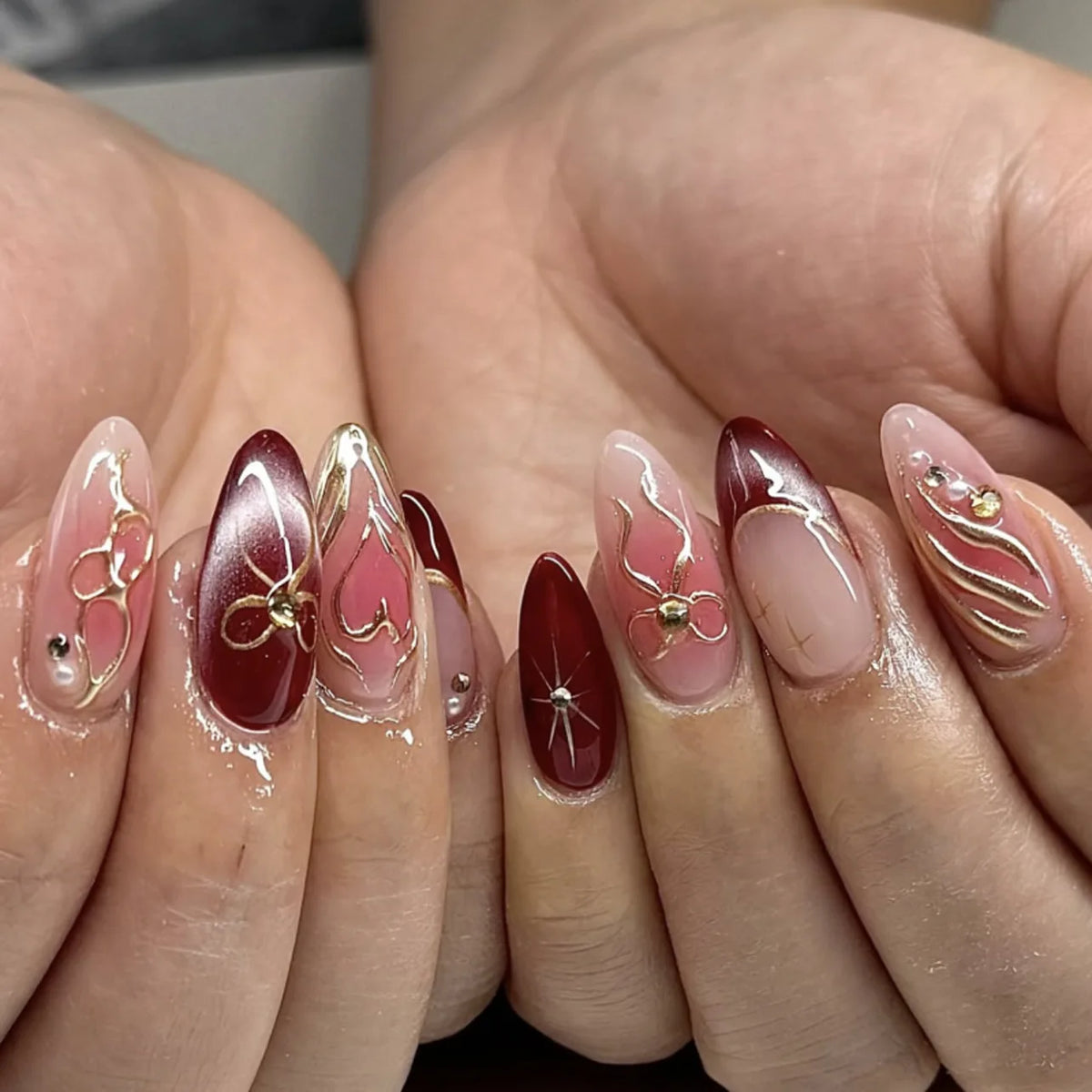24pcs Pink Flower Almond Press on Nails Kawaii False Nails Wearable Stick-on Nails Fake Nail Uñas Postizas Накладные Ногти 네일팁