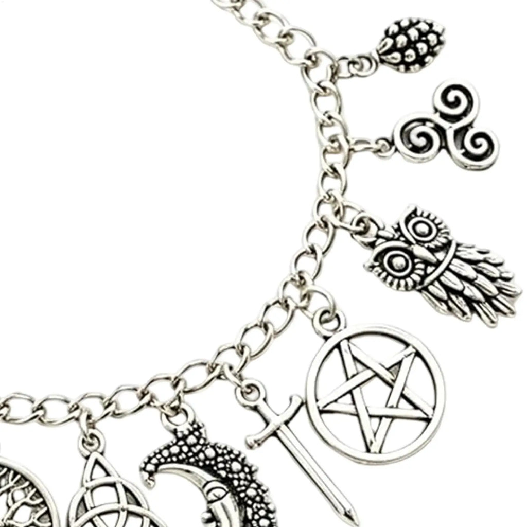 Women's Charm Bracelets Lightweight Adjustable Ziny Alloy Gothic Vintage Witchy Charm Bracelet for Dating Prom Ceremony